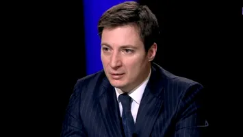 Inteligența Artificială și prăbușirea democrației. Avertismentul lui Andrei Caramitru