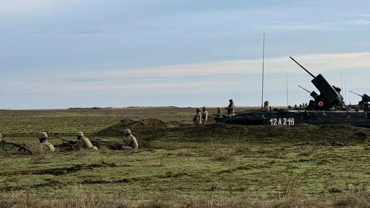 NATO reînvață luptele de tranșee în România, în noroi și frig
