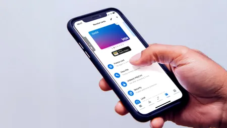 Plâng conturile de Revolut ale românilor datori la stat! S-au trezit fără bani pe card (VIDEO)