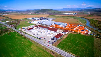 Averea acţionarilor unei mari companii româneşti a crescut cu 25 de milioane de euro într-o singură zi! Acţiunile au urcat la bursă cu peste 15%