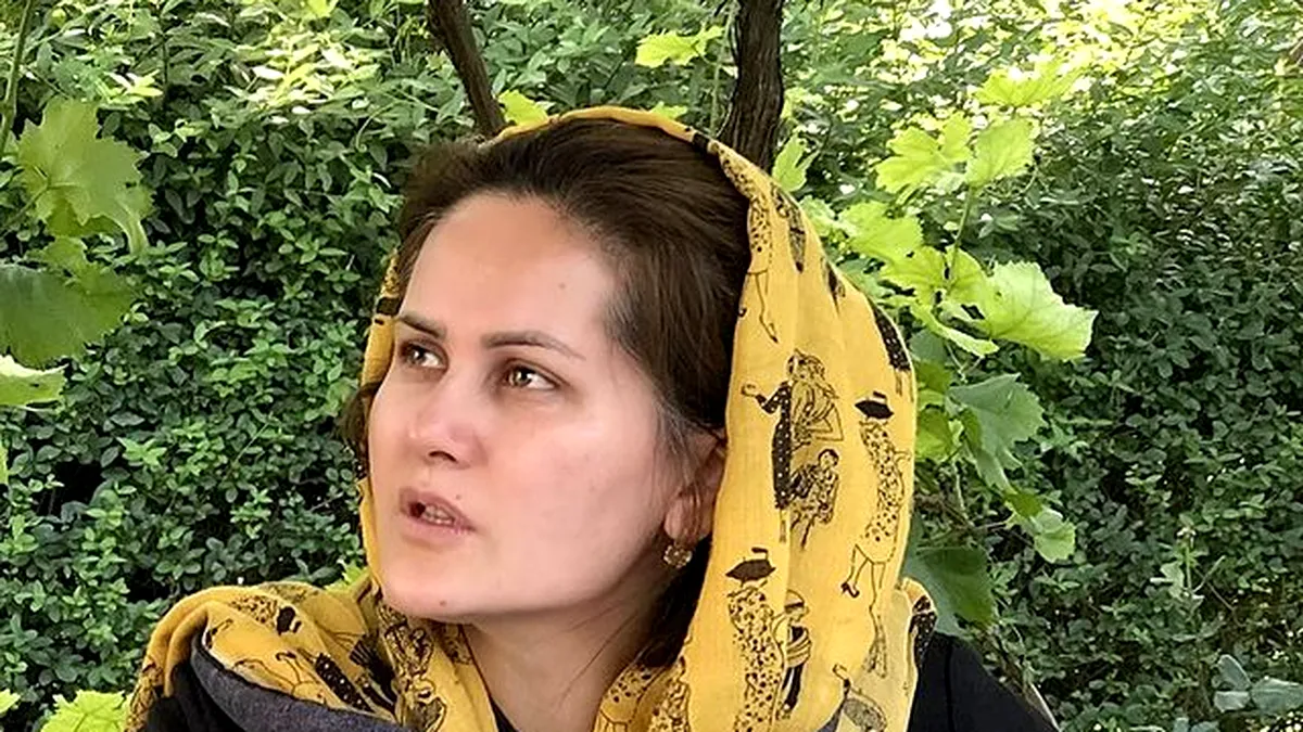 Mesajul unicei femei din Afganistan care deţine un doctorat în cinematografie (VIDEO)