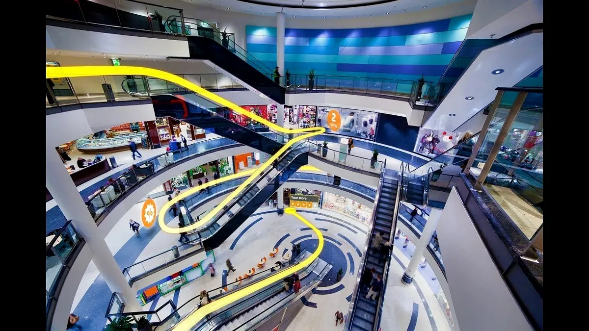 Trei centre comerciale se vor livra anul acesta pe piață, ca și în 2020, dar cu suprafața la jumătate