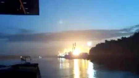 Navele românești aflate în portul Reni au traversat Dunărea de urgență, după atacul cu drone al rușilor