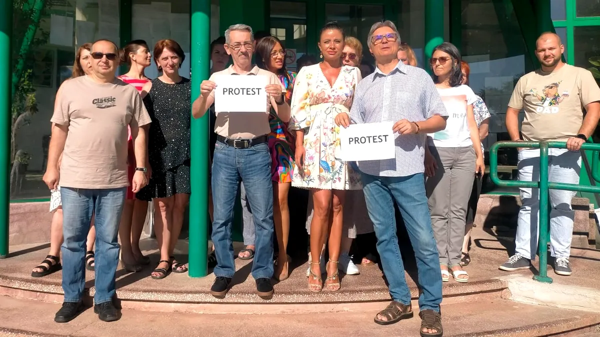 Reorganizare haotică și eşuată la ANMAP: Angajații din protecția mediului au ieșit în stradă