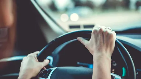 Românii sfidează legea. Prins la volan fără permis, de două ori în doar două ore