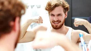 Nou trend periculos pe TikTok. Medici asaltaţi de bărbaţi care vor testosteron