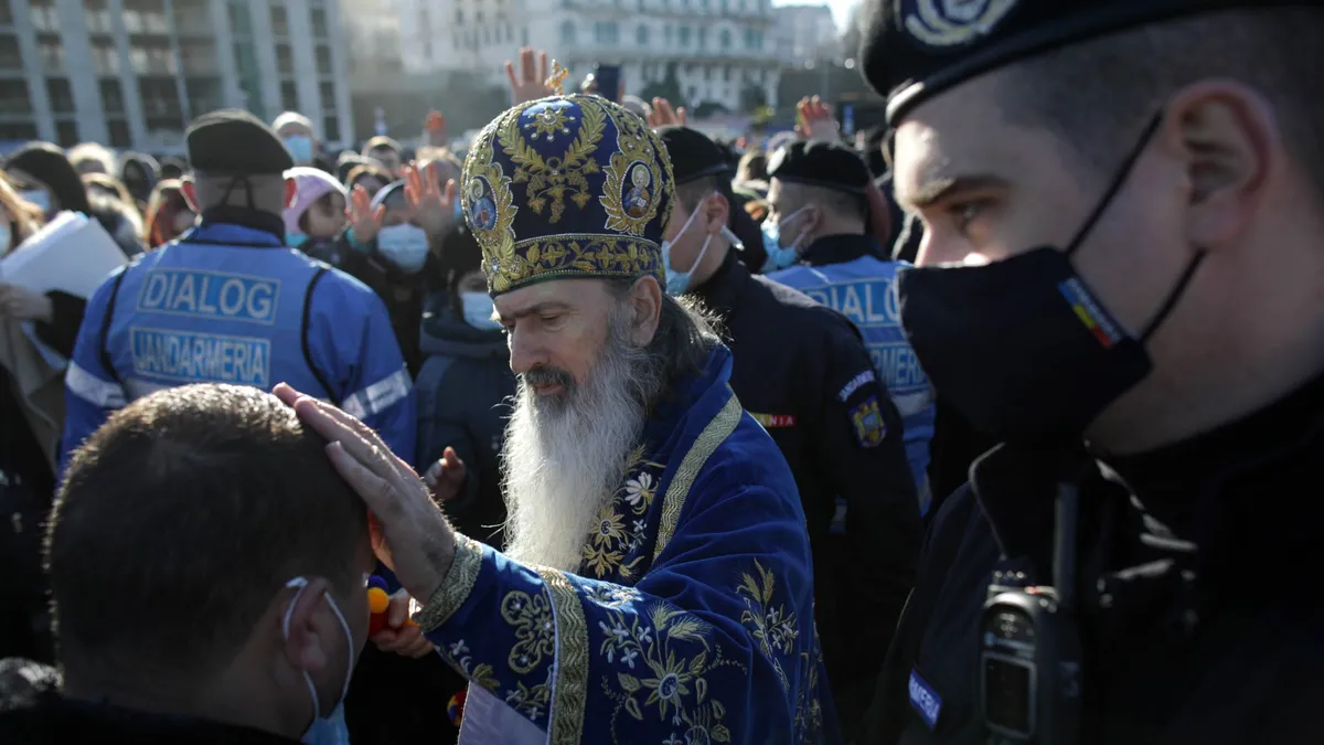 Arhiepiscopul Tomisului își schimbă atitudinea față de Covid 19: „boala asta e o realitate”
