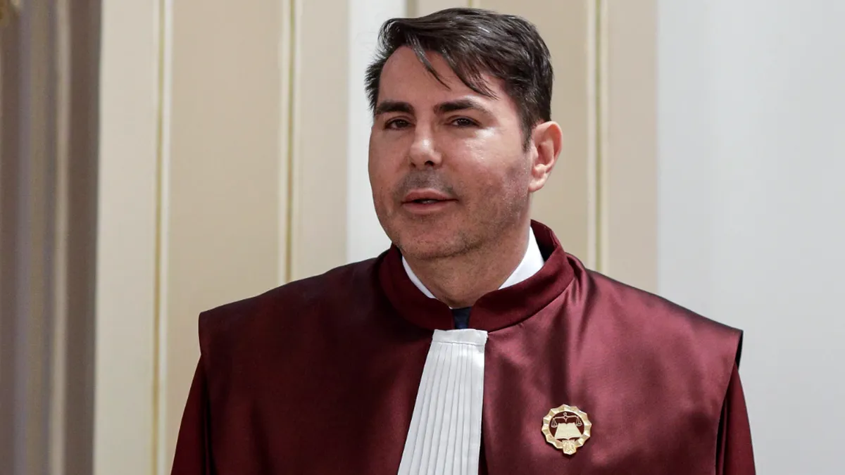 Decizia CCR pe pensiile magistraților, blocată după ce judecătorul Gheorghe Stan a intrat în concediu