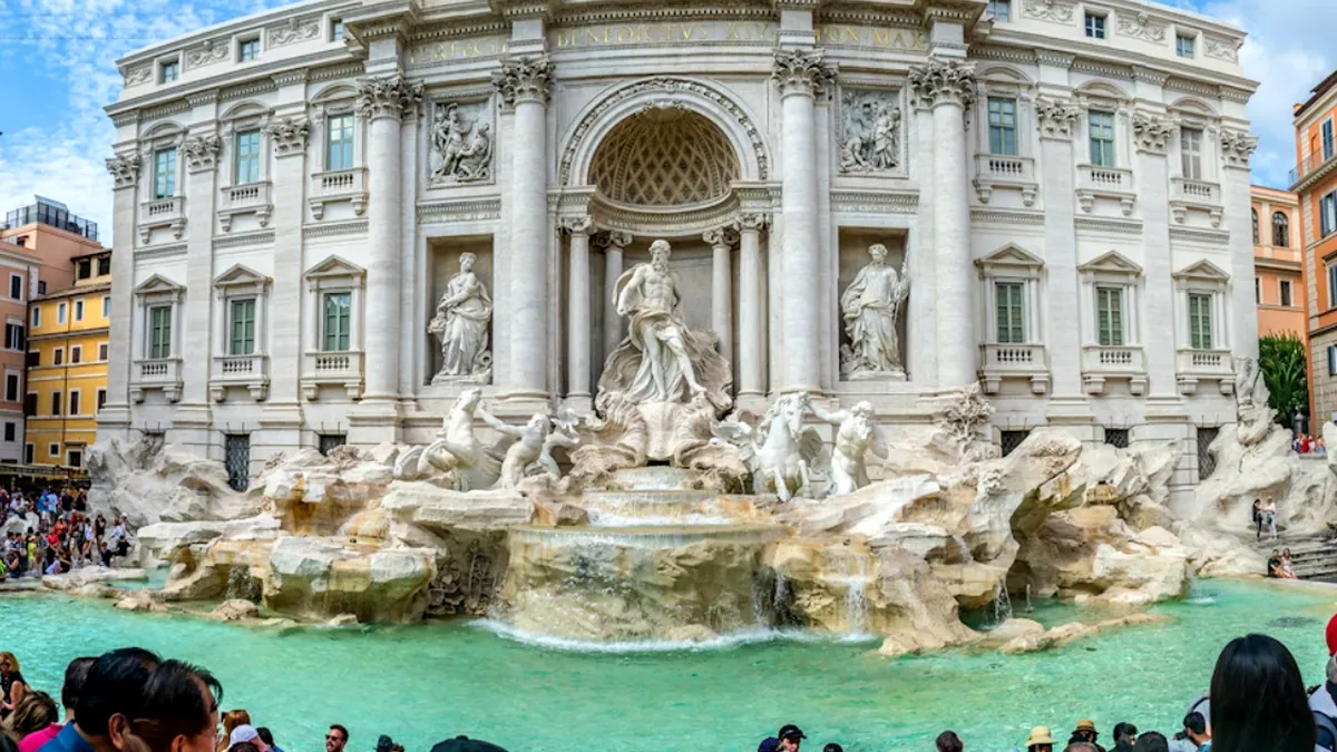 Până şi dorinţele costă în 2026. Cât dai pentru un vis la Fontana di Trevi