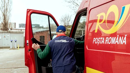 Uniforme noi pentru poștași. Investiții de 5 milioane de lei pentru schimbarea echipamentelor după 15 ani