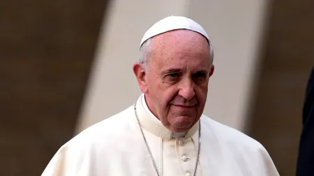 Ce este infecția respiratorie polimicrobiană de care suferă Papa Francisc?