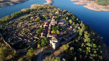 În declin de 55 de ani: un oraș din Spania a fost abandonat accidental