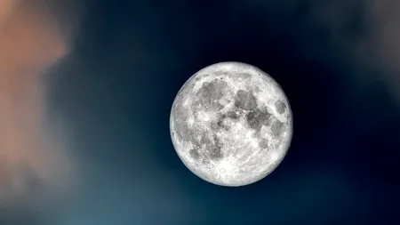 Horoscop 4 iunie 2023. Cum sunt afectate zodiile de Luna plină în Săgetător