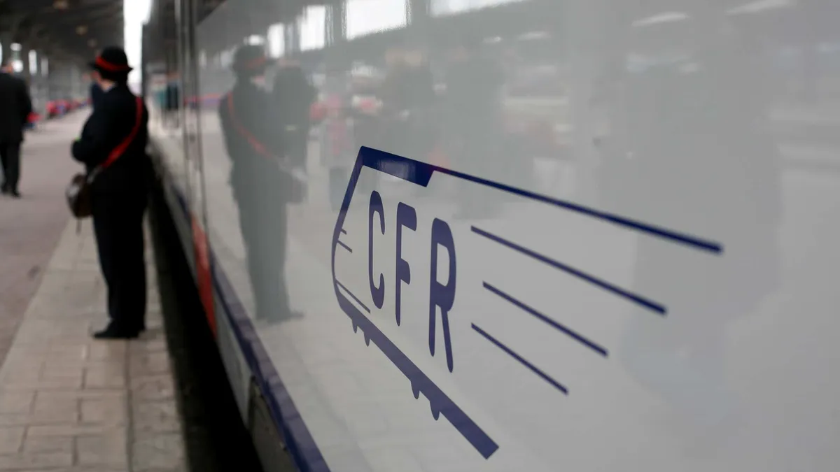 Mersul trenurilor, afectat în urma vijeliilor de miercuri seară