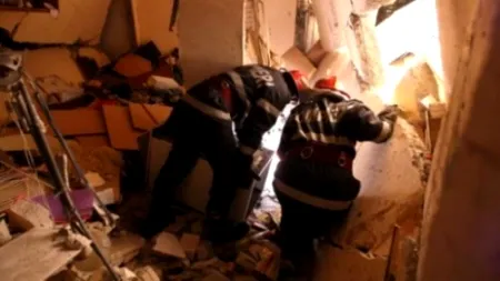 Explozie devastatoare într-un bloc din Brăila: doi soți în vârstă au fost răniți, zeci de persoane evacuate