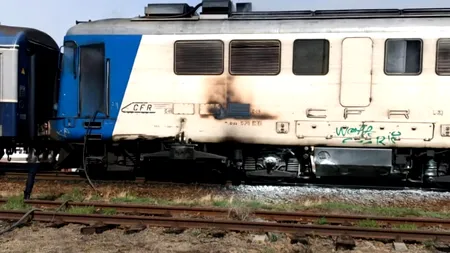 Locomotivă cuprinsă de flăcări, în stația Strejești. Trenul a avut întârziere două ore