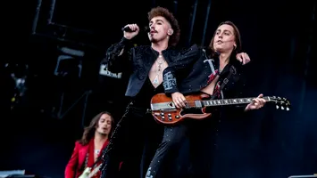 „Salvatorii rock-ului”: Mirador reinventează muzica clasică cu riff-uri electrizante și versuri misterioase