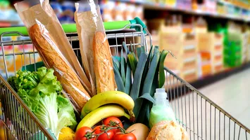 Scumpirile din aprilie 2025: Serviciile și produsele alimentare, în topul creșterilor