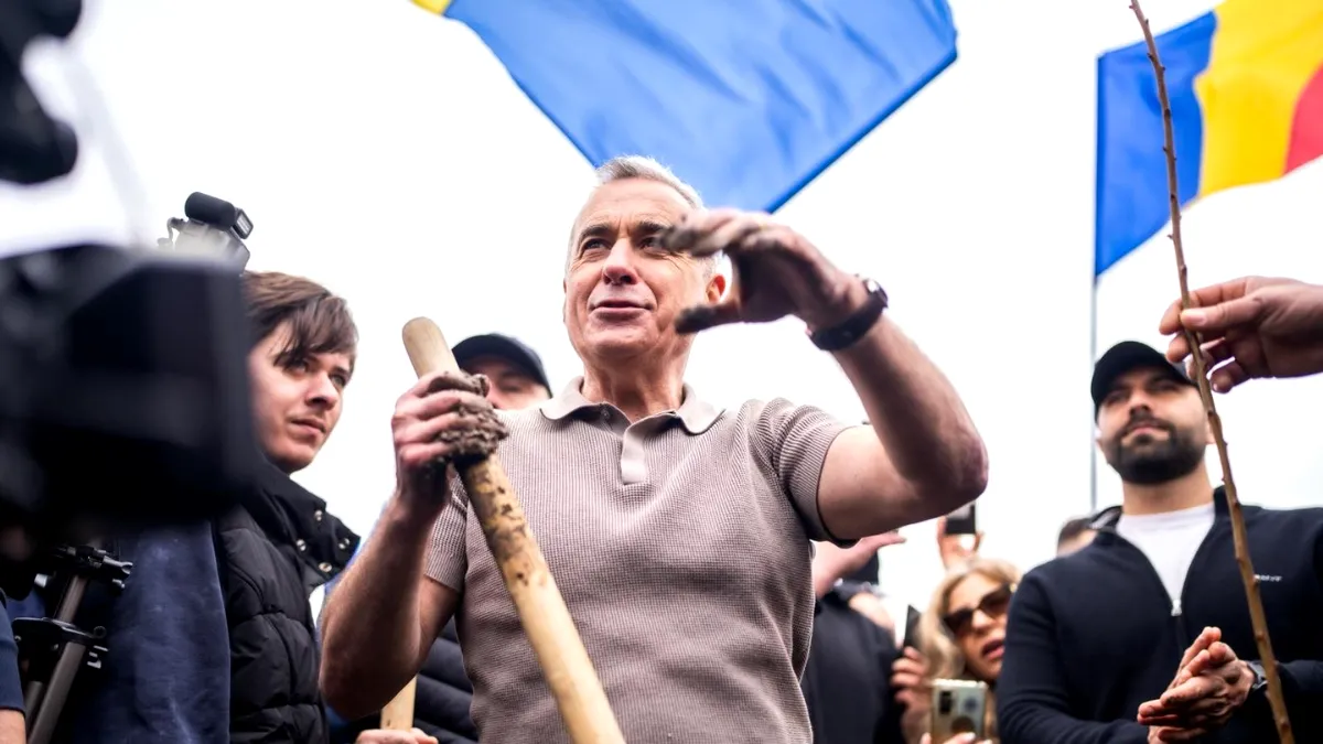 Cu Jaguarul până la piața de vechituri: Georgescu spune că nu e în campanie, ci „într-o lucrare