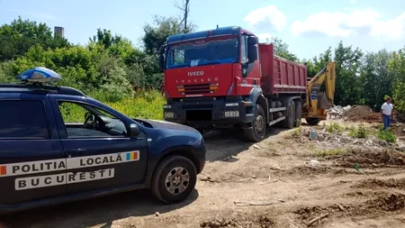 Un bărbat a fost prins că arunca moloz la marginea Bucureștiului. A fost amendat cu 30.000 de lei (foto)