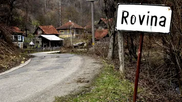 Rovina, un proiect minier controversat: Comisia Europeană ignoră protestele și aprobă exploatarea aurului!