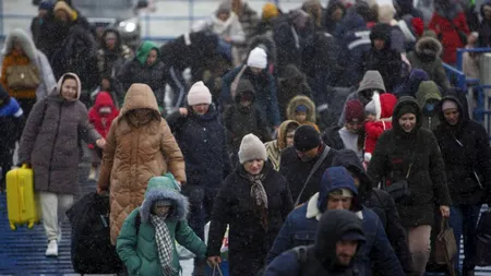 Sute de mii de refugiați ucraineni au plecat cu trenul din Polonia spre alte țări. În ce state se duc aceștia