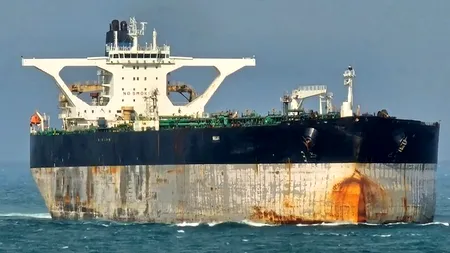 Petrolierul capturat și lecția umilitoare predată Rusiei pe punte: „flota fantomă” a Kremlinului a ajuns să fie luată pe sus