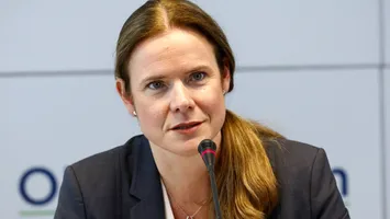 Directorul cu cel mai mare salariu făcut public în România. Compania i-a acordat și bonusuri de peste un milion de euro!