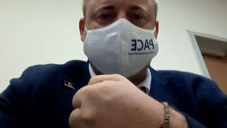 Liderul partidului moldovenesc PACE, reținut pe aeroportul din Moscova (foto/ video)