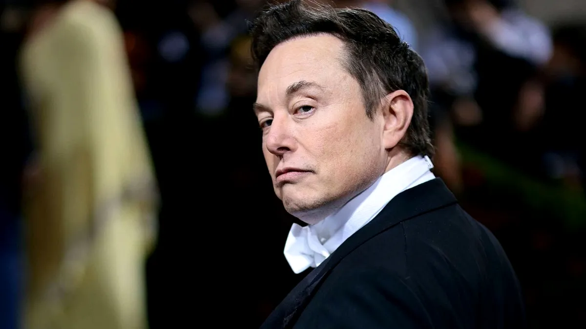 Elon Musk spune că Statele Unite ar trebui să părăsească NATO. „Nu are sens” ca SUA să plătească pentru apărarea Europei