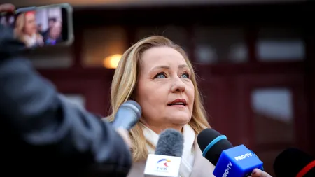 Elena Lasconi: „La granițele noastre sunt oameni care își apără libertatea cu arma în mână”