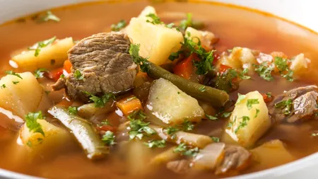 Atenție! Câte grame de zahăr sunt în ciorba de văcuţă din meniurile restaurantelor