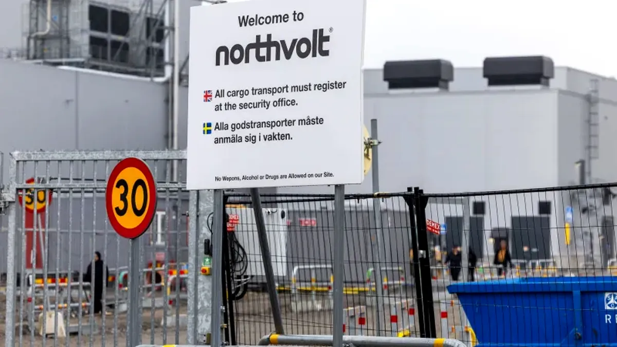 CEO-ul producătorului de baterii Northvolt a demisionat, după ce compania a cerut falimentul