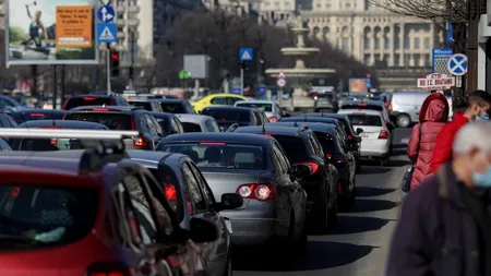 Protestatari amendați că au claxonat la un protest anti-restricții. Explicația polițiștilor