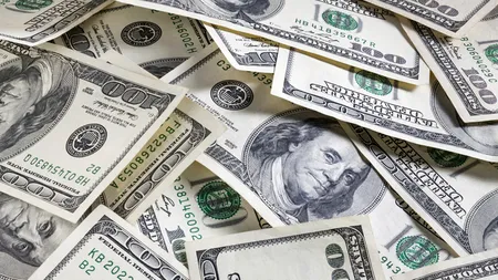 Bănet, nu glumă! Noroc că-l ține în bănci. Warren Buffet a ajuns la o cantitate de dolari în cash, de 277 de miliarde