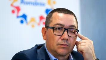 Ghici pe cine și-a luat Ponta ca guru! La cine a găsit justificarea inundării României