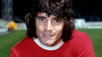 A murit Kevin Keegan. Regele care ne-a făcut să iubim fotbalul înainte să înțelegem ce este fotbalul