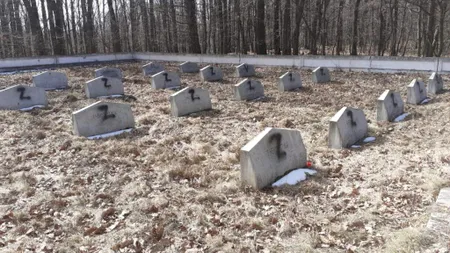 Iași: Cine a vandalizat mormintele soldaților sovietici? Rusia a demarat o investigație