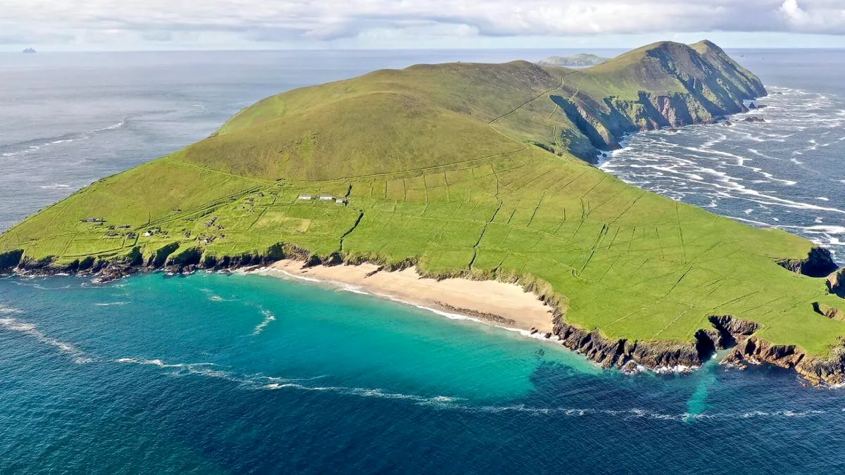 Jobul de vis pe o insulă pustie vine cu cazare și masă gratuite. Ce condiții trebuie să îndeplinească cei doi norocoși