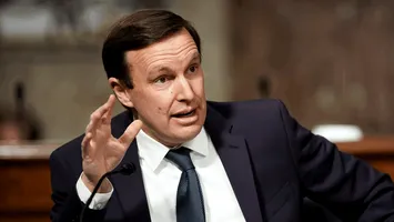 Senatorul american Chris Murphy, în vizită la București: promisiuni ferme pentru România privind programul Visa Waiver