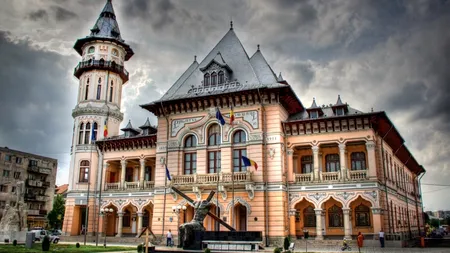 Mai mulți angajați din Primăria Buzău au fost condamnați la închisoare