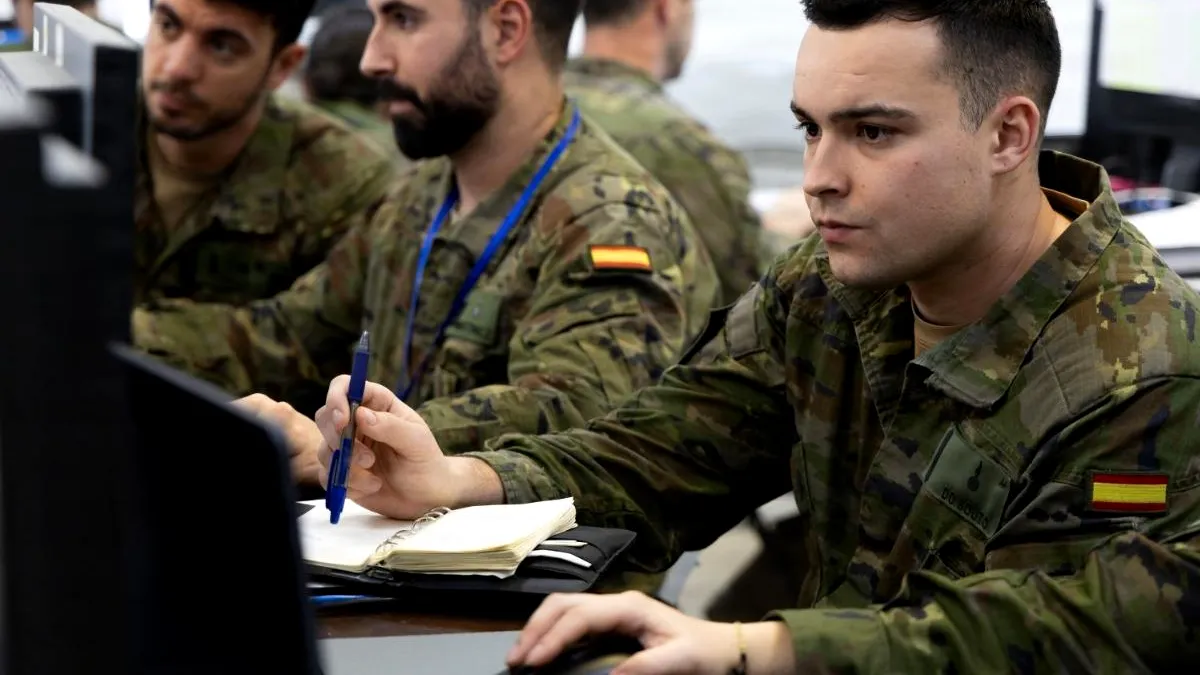 Soldații americani folosesc inteligența artificială. Motivul: prea multe date de sortat pe câmpul de luptă