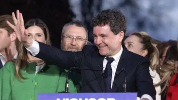Nicușor Dan a cucerit Transilvania și Capitala, George Simion s-a impus în Oltenia, Moldova și sudul Munteniei