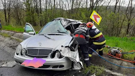 Un mort și trei răniți într-un grav accident rutier în Prahova