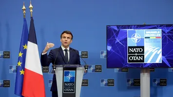 Macron vizitează Groenlanda în semn de solidaritate față de amenințările lui Trump