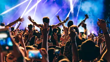 Gigantul Live Nation intră pe piața din România prin preluarea majoritară a Emagic