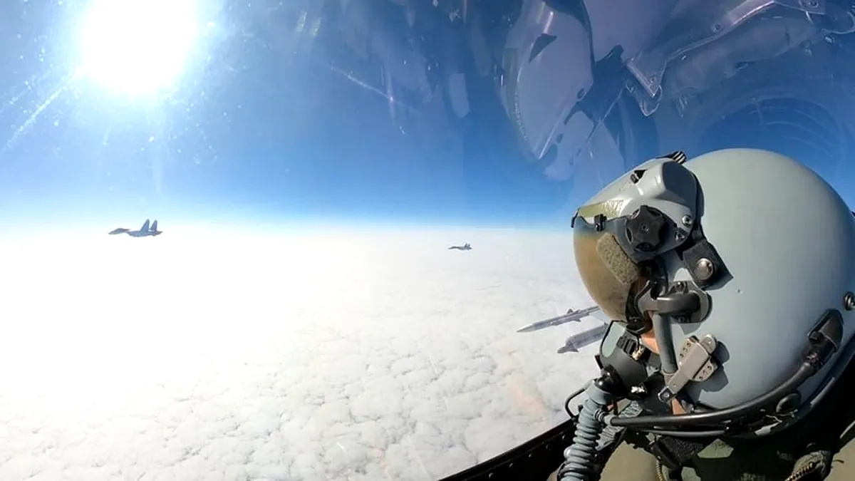 Imagini spectaculoase cu avioane românești de luptă deasupra Balticii! I-au interceptat pe ruși