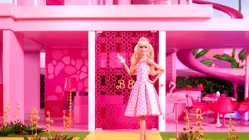 Barbie cu inteligență artificială. Cât de sigură este păpușa care gândește?