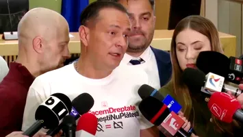 Băluţă, acuzații de „grup infracțional” la adresa lui Ciucu. Proiectul pentru apa caldă, blocat în ședință, iar consilierii PSD au intrat în grevă