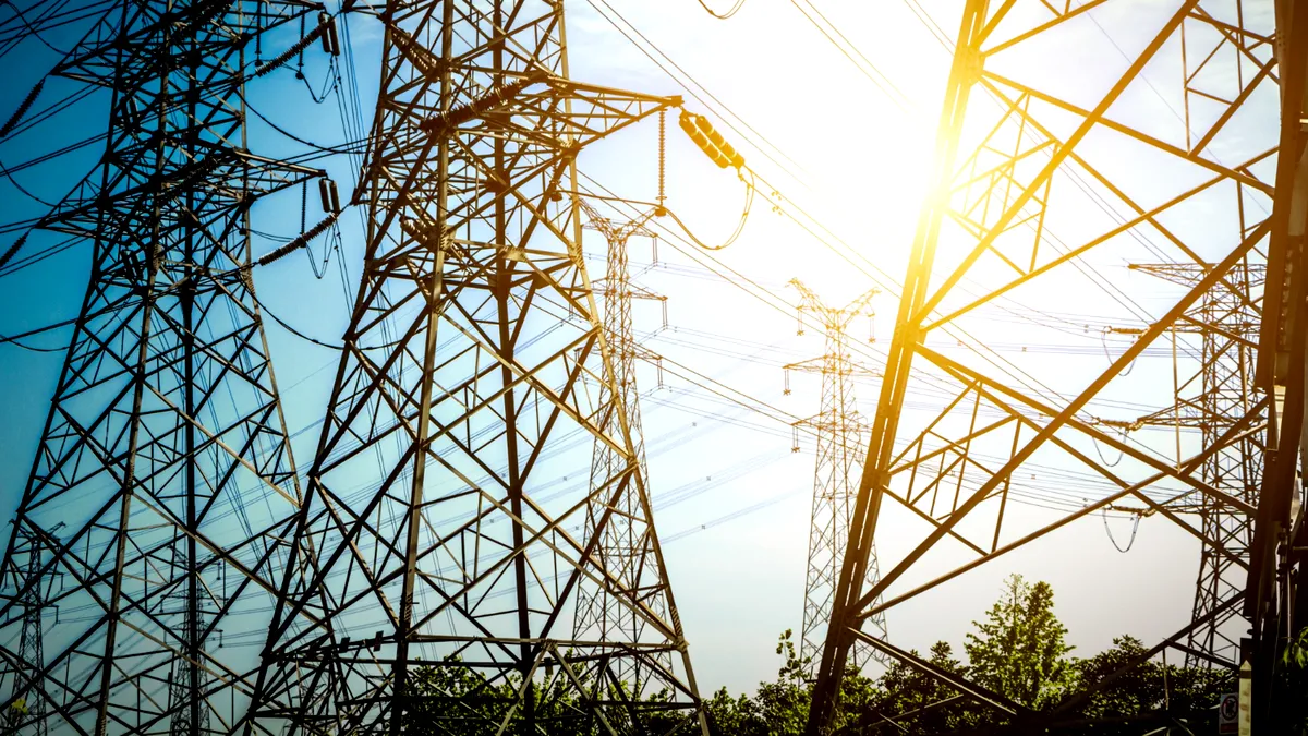 Ministrul energiei dezminte zvonurile: nu se elimină plafonarea facturilor